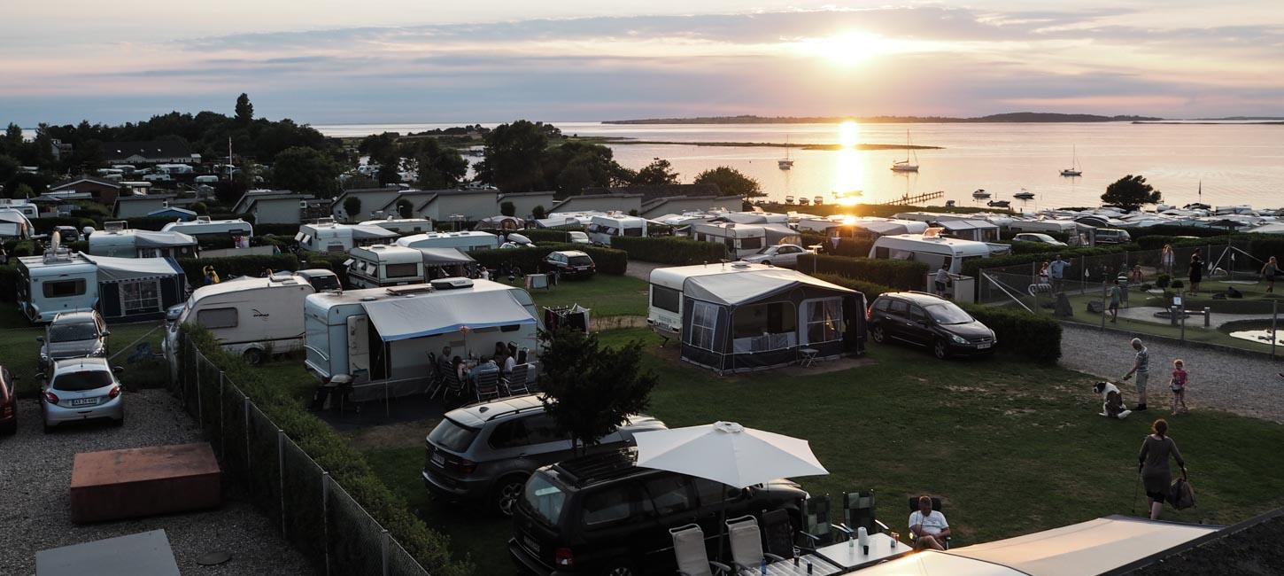 campone bøjden strand camping overnatning ferie fyn